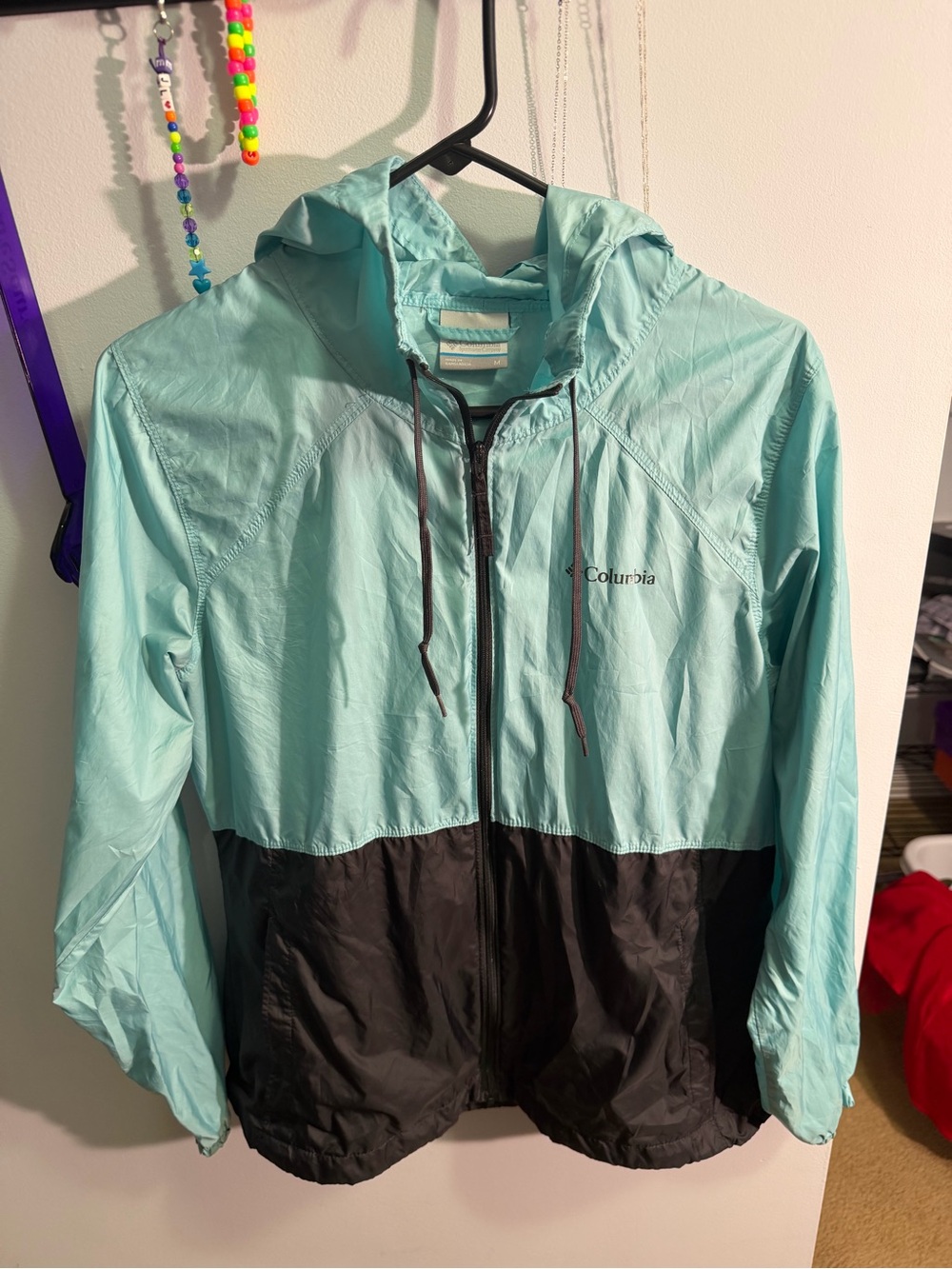 Columbia Two-Tone Hooded Windbreaker Jacket in Light Teal and Black